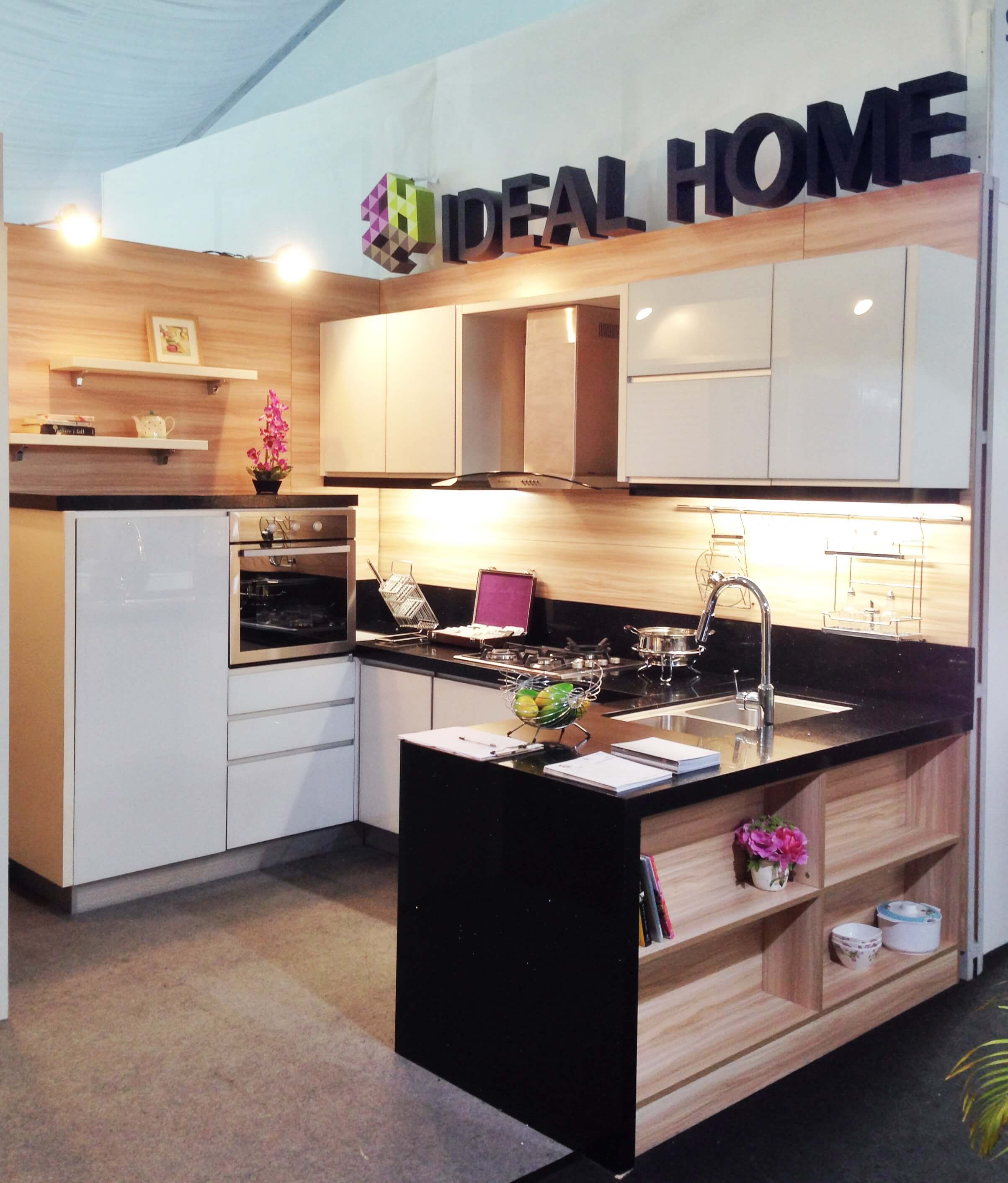 Ideal Home Modular Cabinets Exhibit at Worldbex (2014)