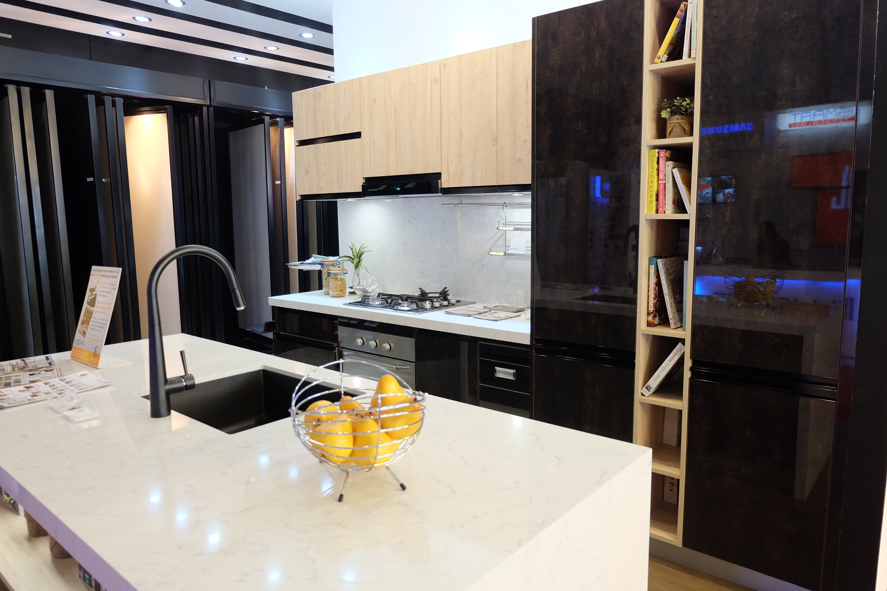 Ideal Home Showcases Modern Custom Modular Cabinets at Worldbex (2018)